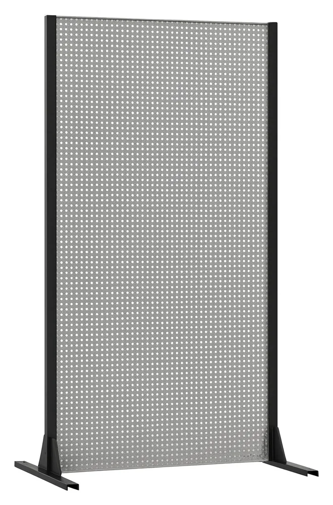 3 Panel Privacy Screen (4' W x 6' H · Planter Base)
